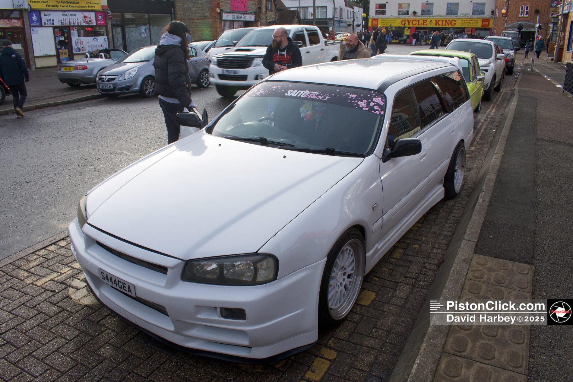Nissan Stagea