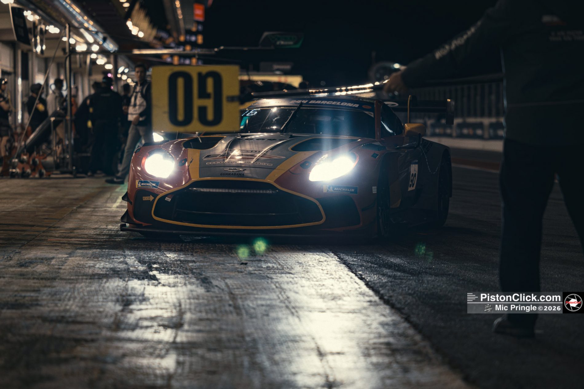 Pit lane circuit Barcelona