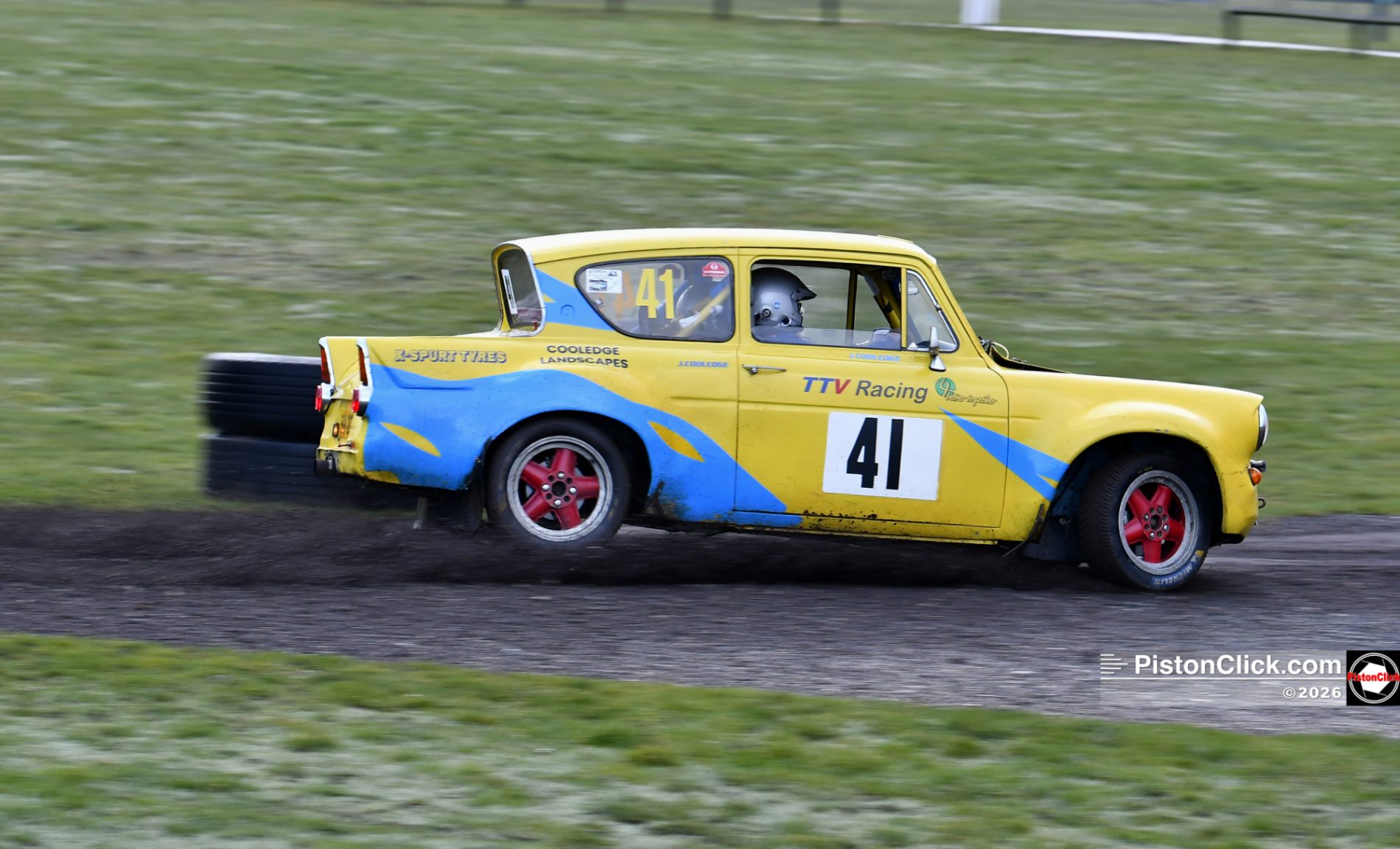 John and Louise Cooledge in the Ford Anglia 105E rallying at Snetterton