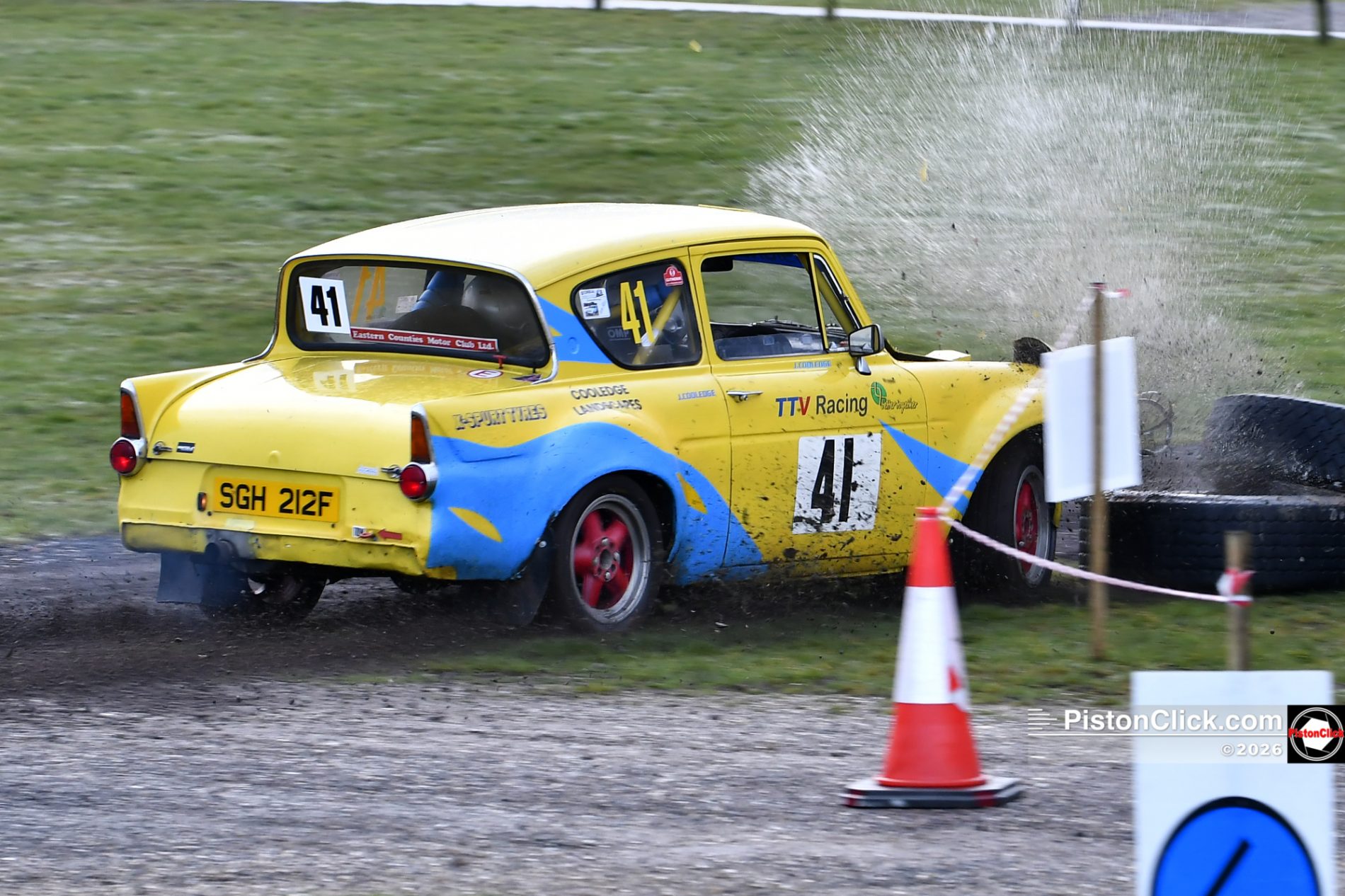 John and Louise Cooledge in the Ford Anglia 105E rallying at Snetterton