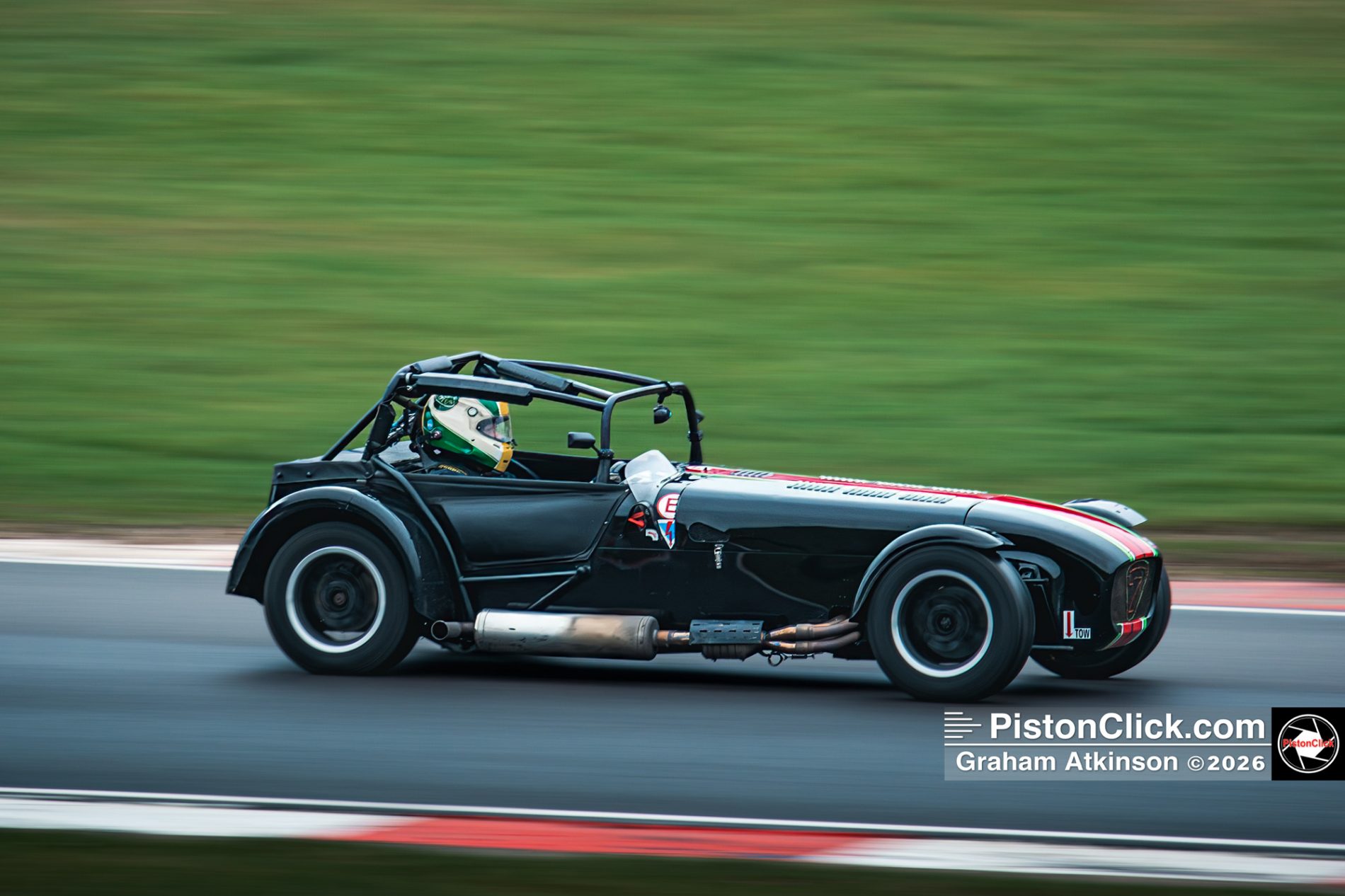Semi-Exclusive Test days Donington Park