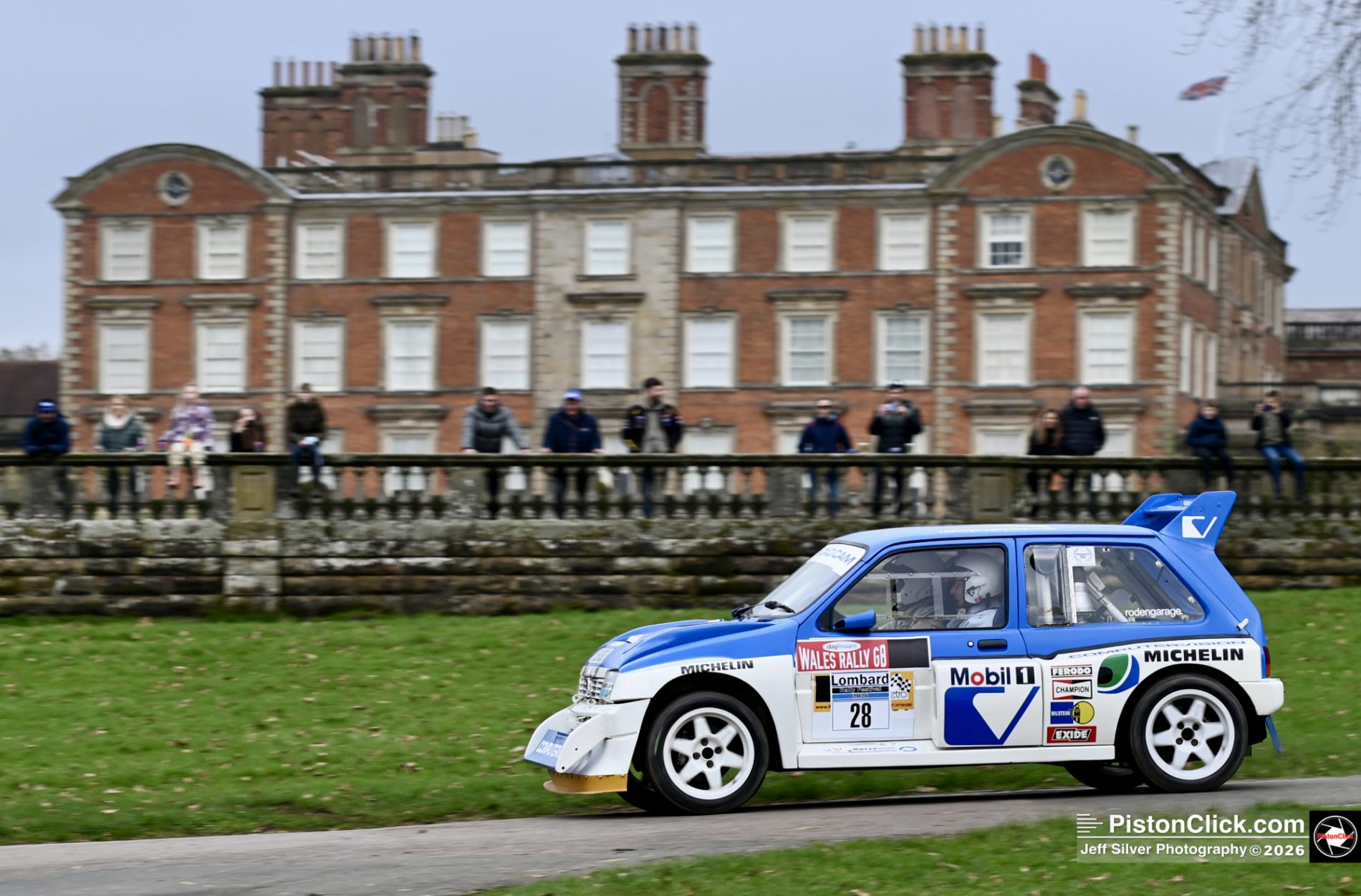 Metro 6R4 rally car at Western Park