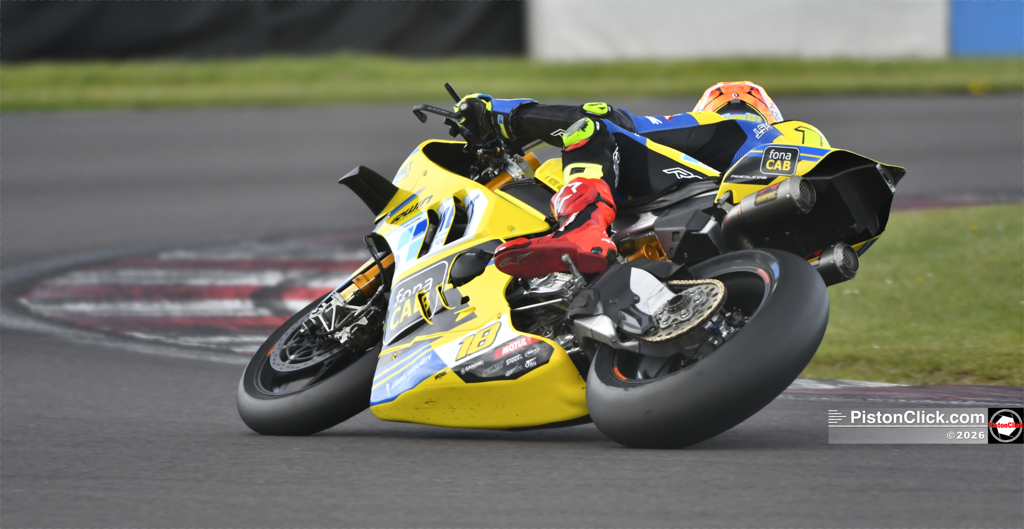 Andrew Irwin BSB Test Donington Park