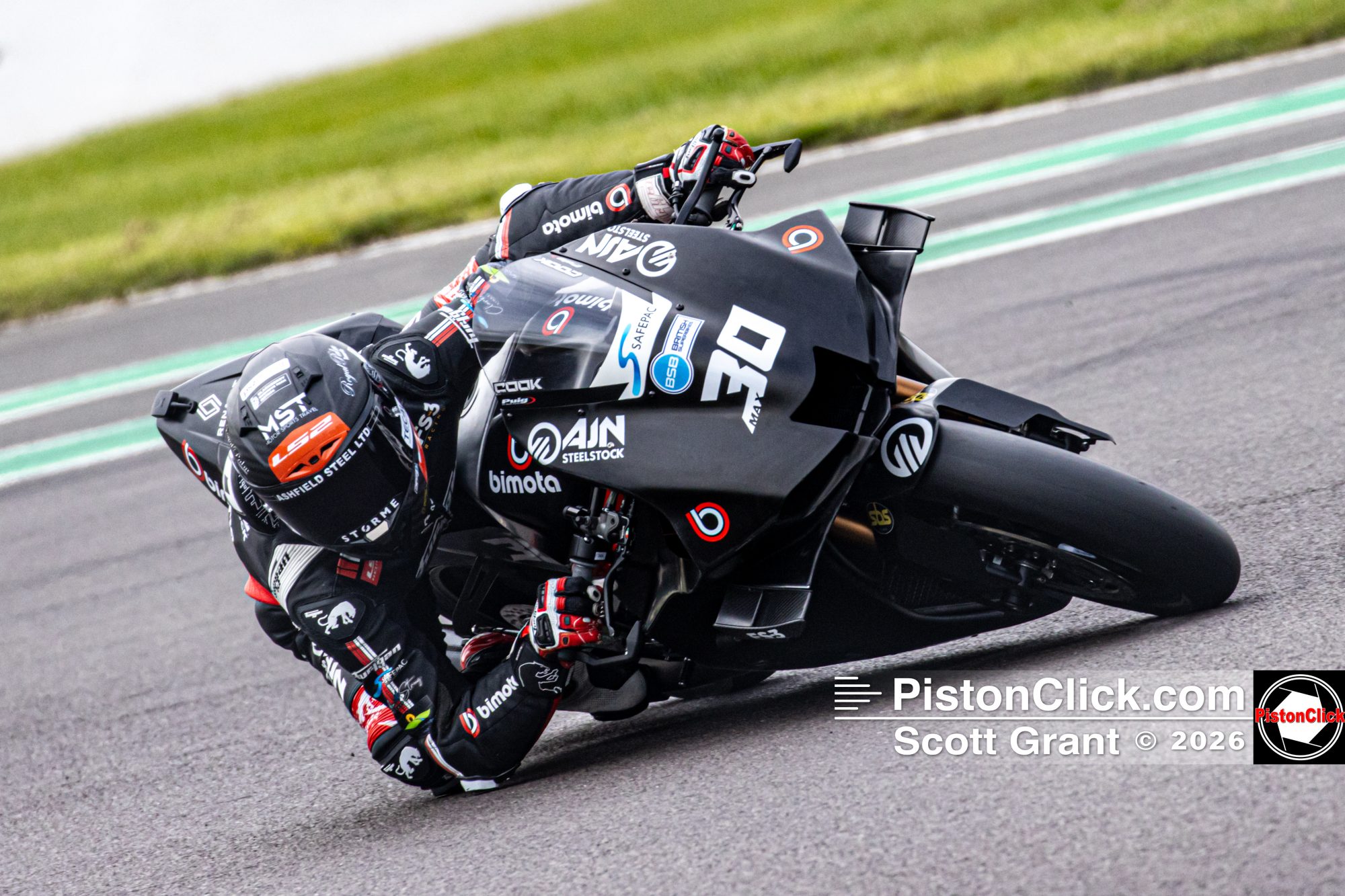 Max Cook on the AJN Steelstock team Bimota KB998 Rimini Superbike