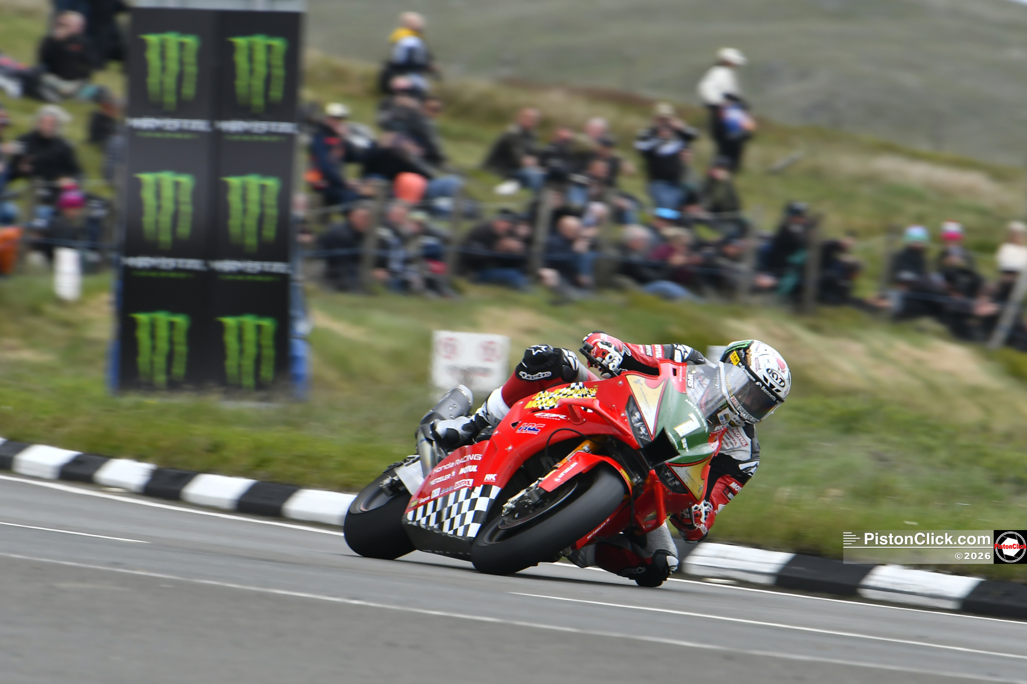 John McGuinness IoM RST Superbike TT