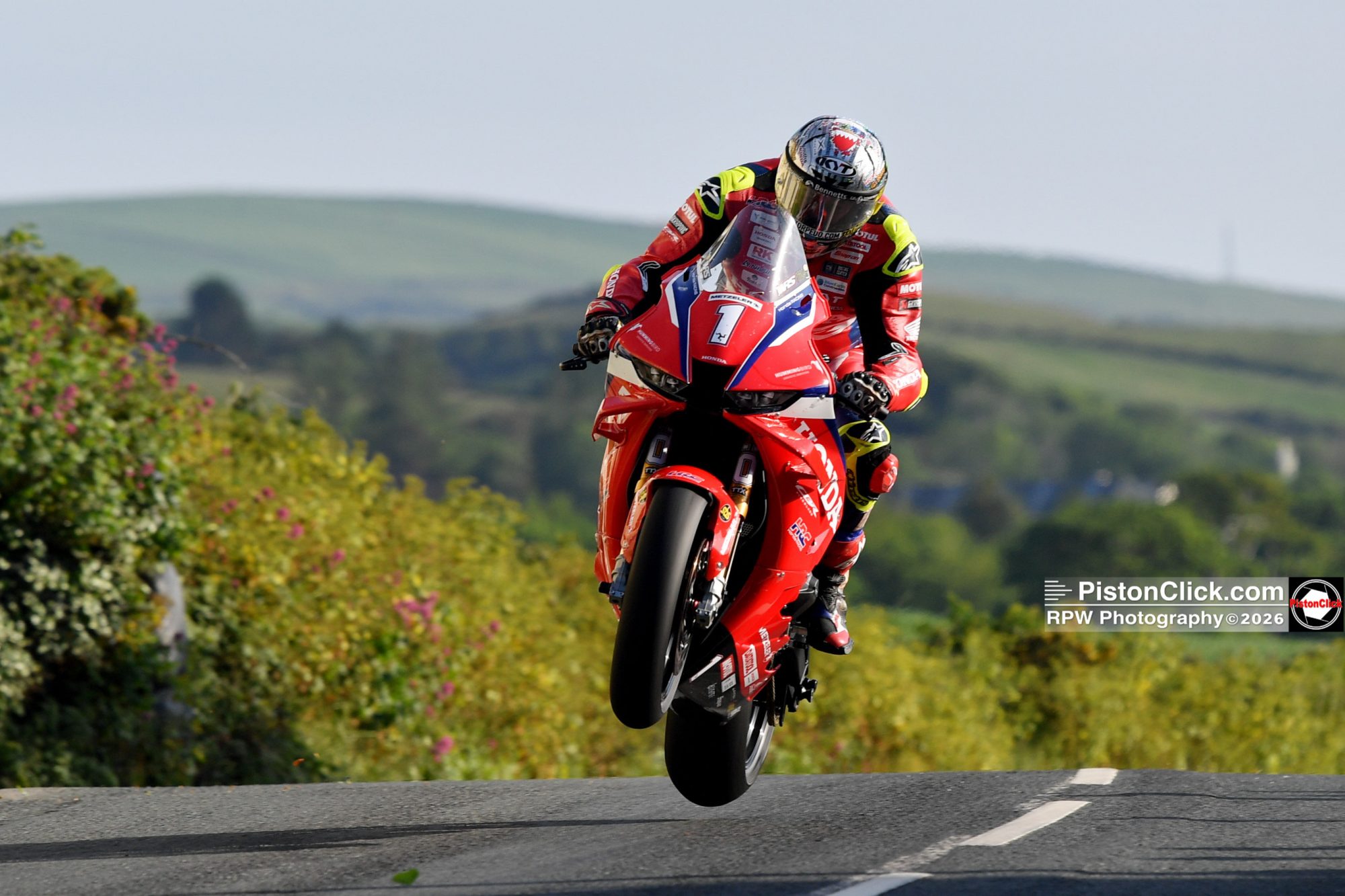 McPint Isle of Man TT 2026 Qualifying