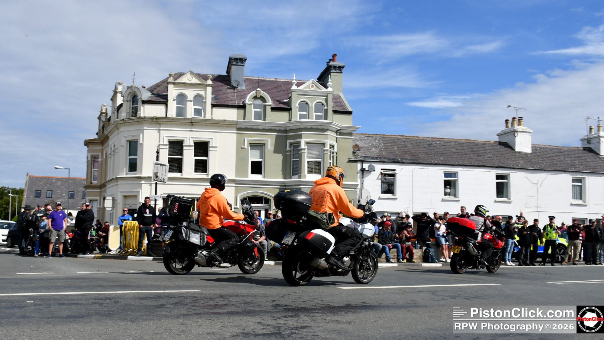 TT Legacy Lap Women Riders World Relay (WRWR)