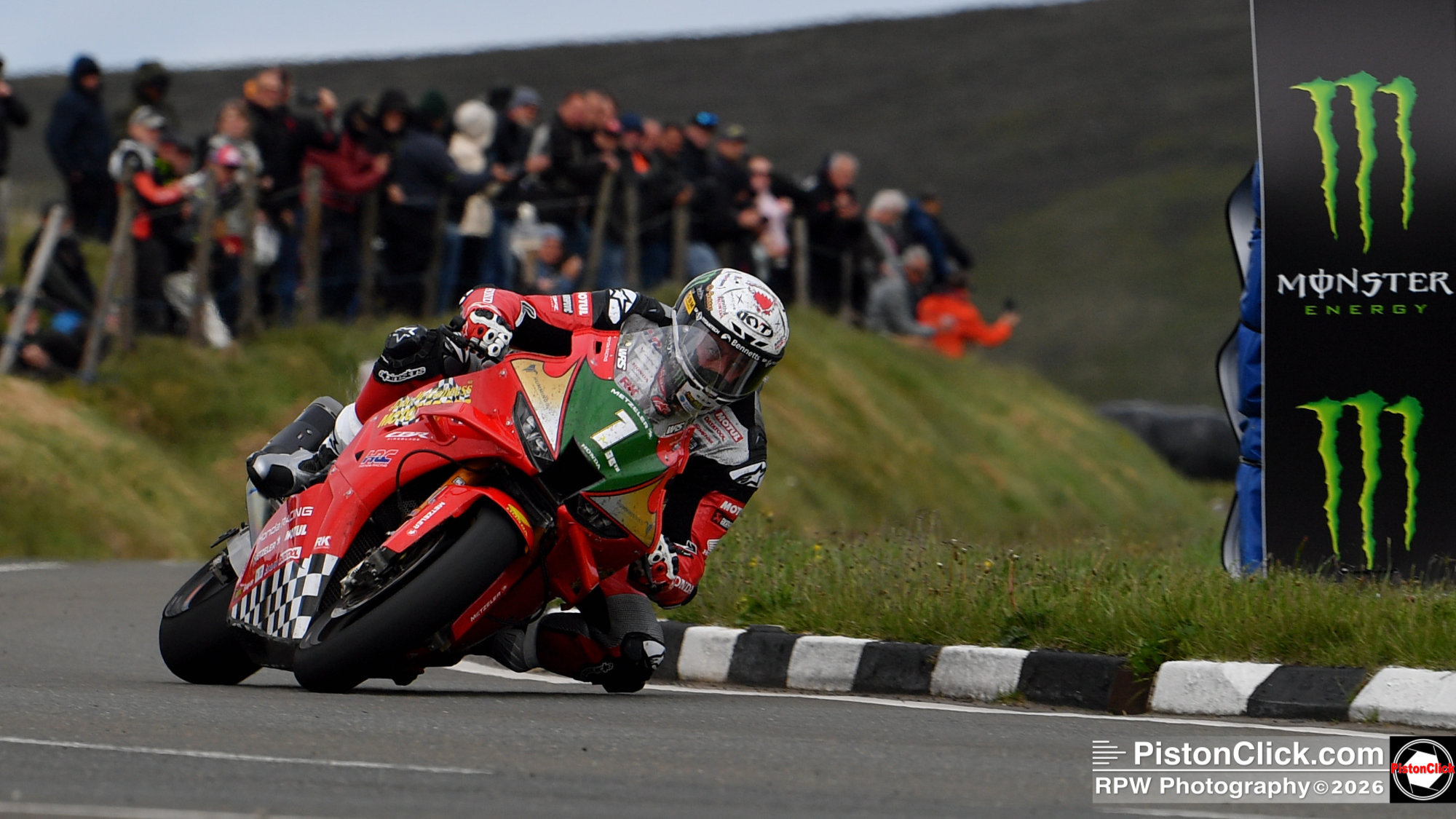 John McGuinness IoM RST Superbike TT
