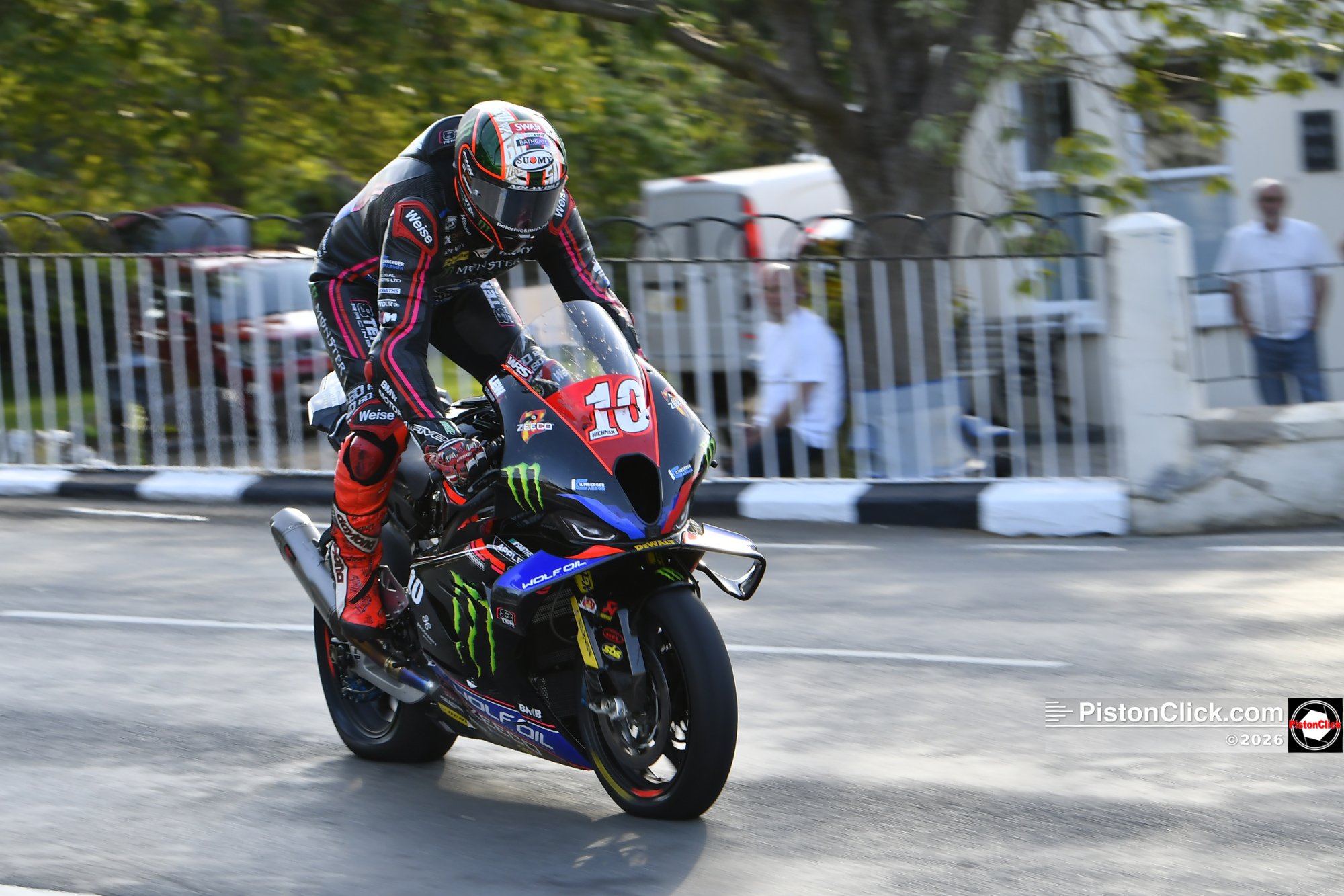 Peter Hickman IoM TT 2026 – Day One