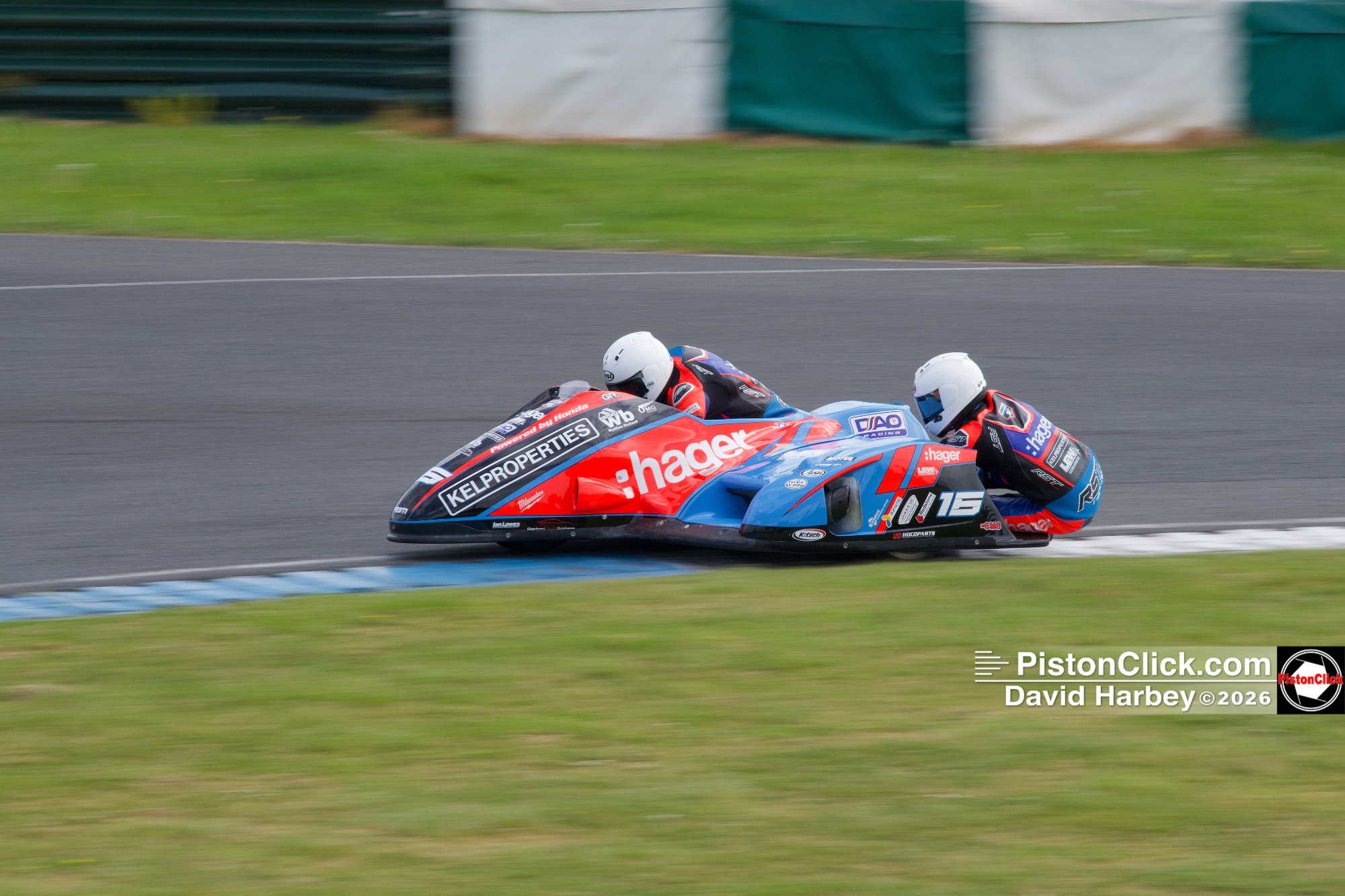 EMRA sidecars at Mallory Park