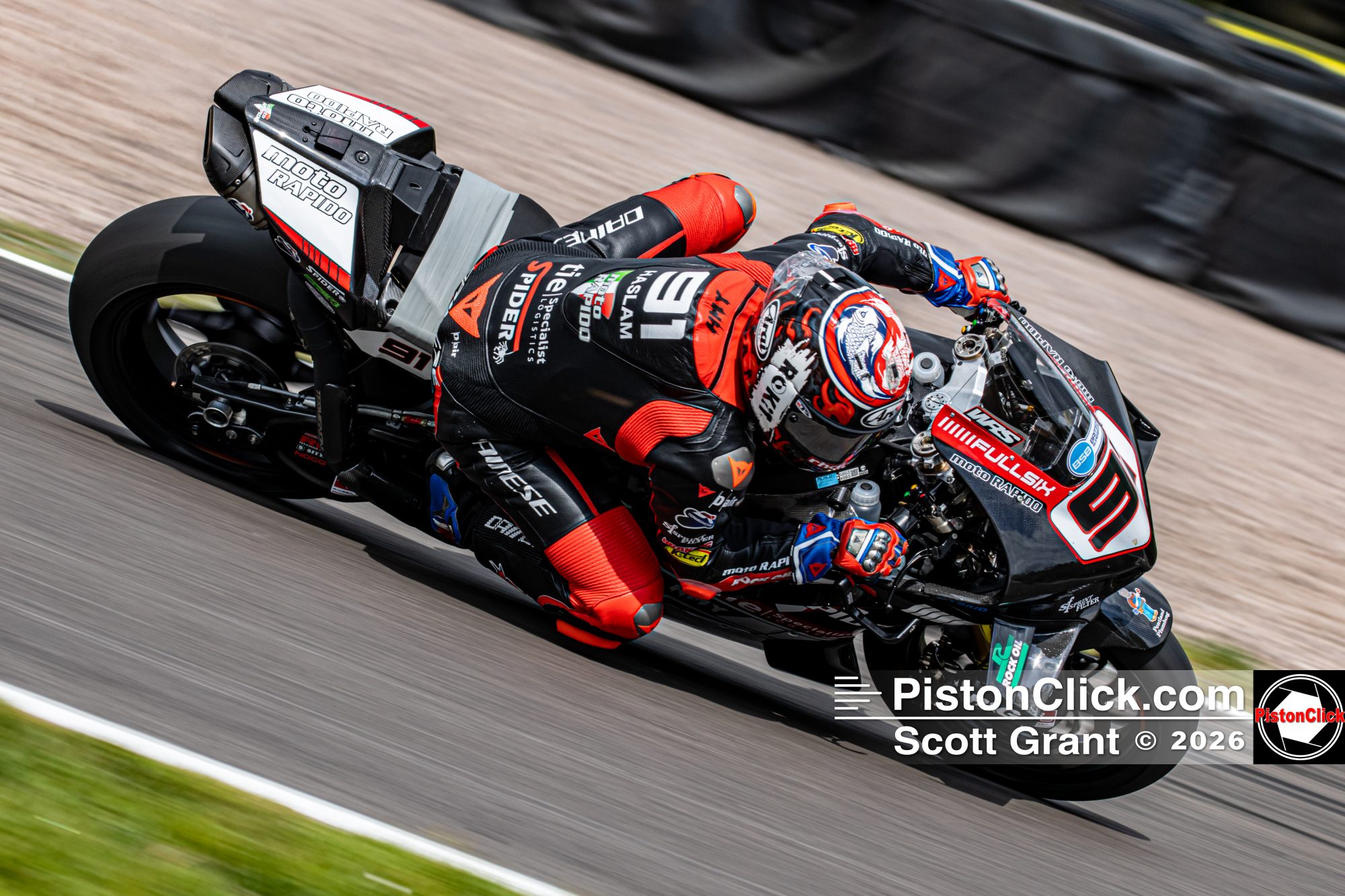 Leon Haslam BSB Oulton Park Round 1