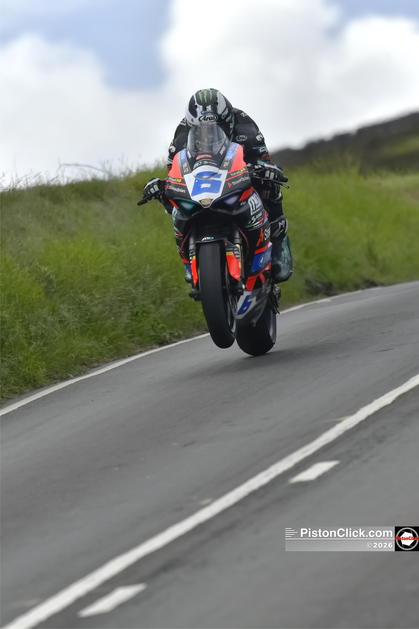 Michael Dunlop IoM TT Supersport TT Race 2026 winner