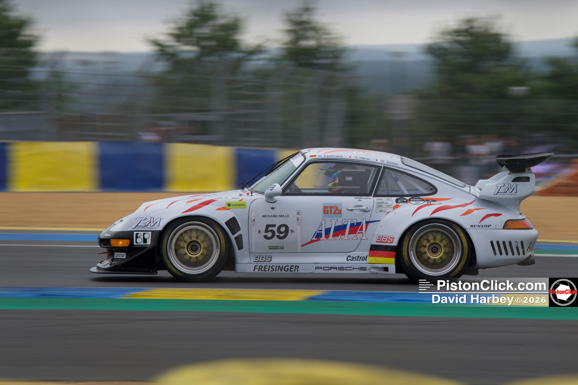 Photographing the Le Mans Classic