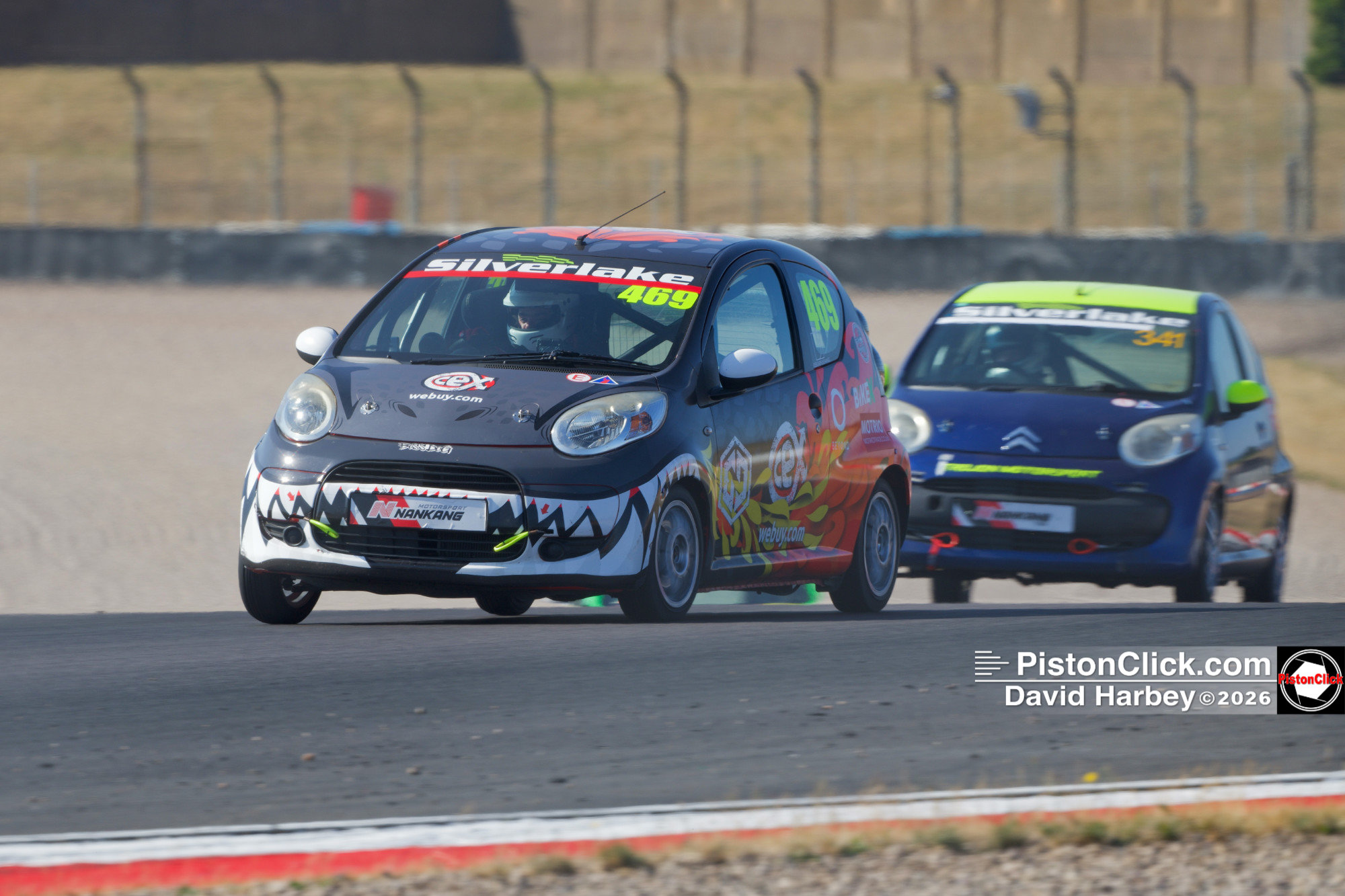 Photographing C1 Endurance Donington