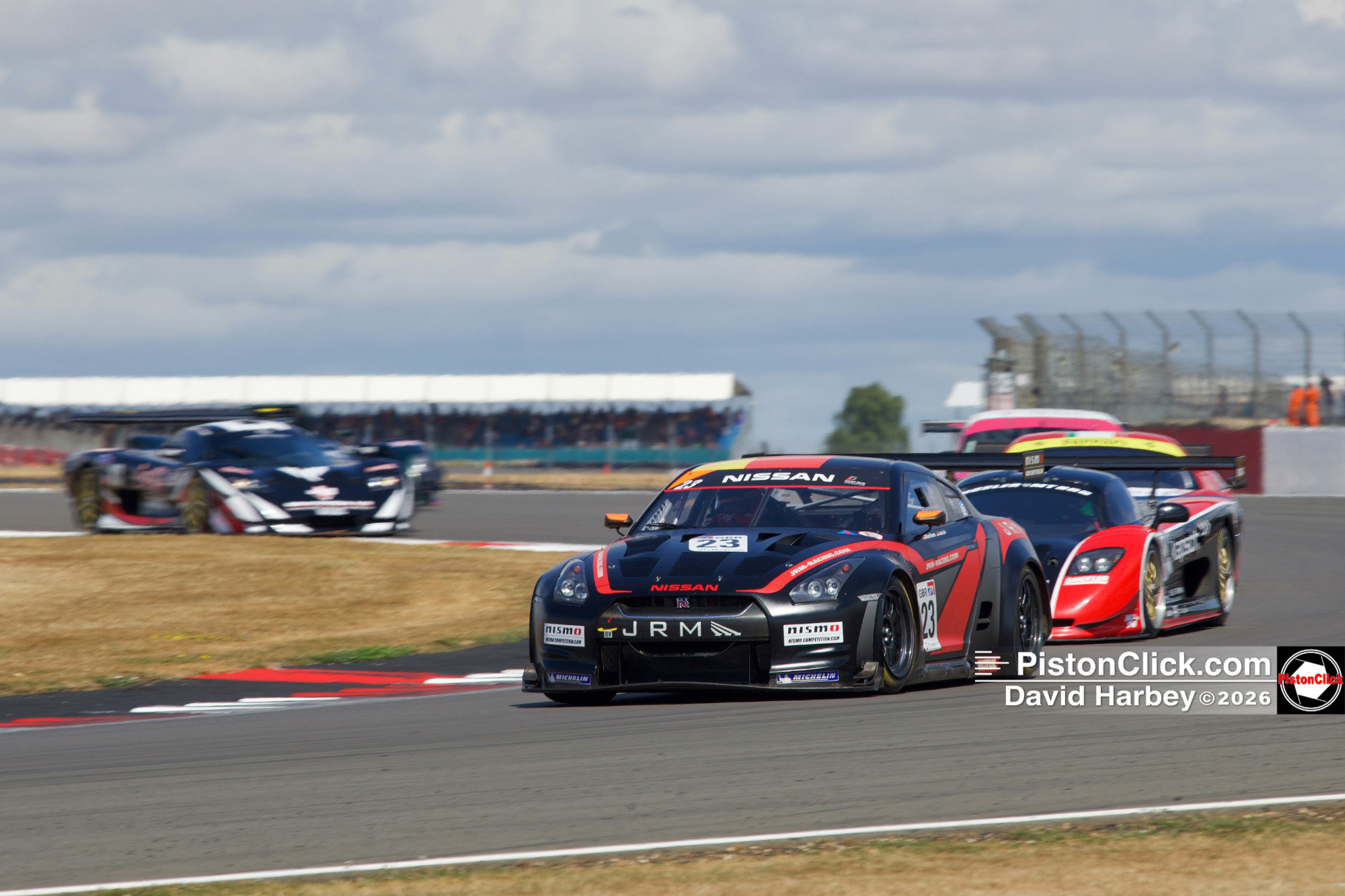 Comparing Spectator and Media Photography
