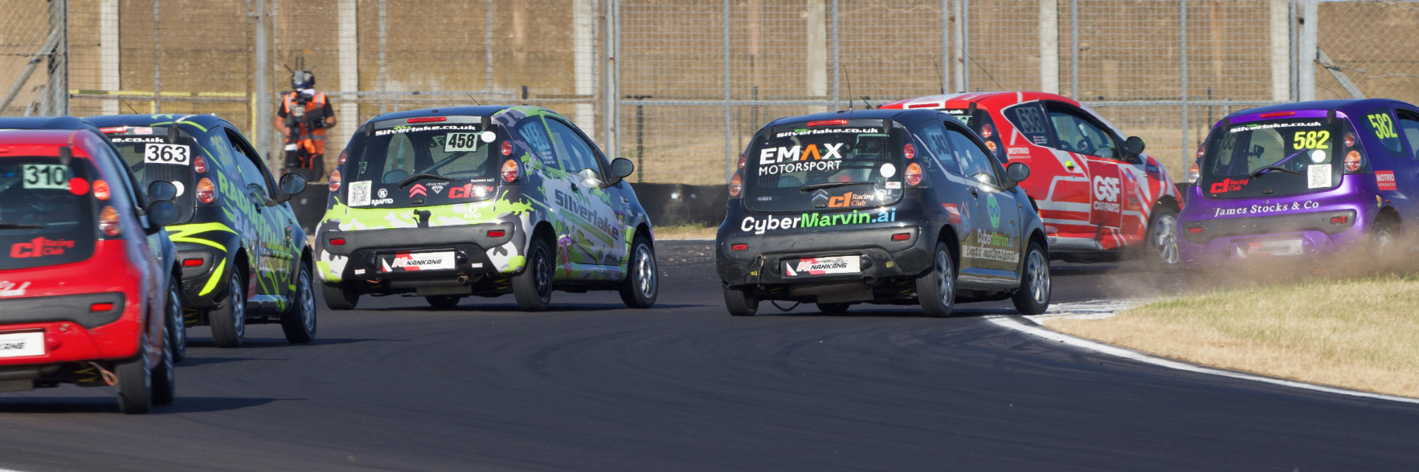 Photographing C1 Endurance Donington