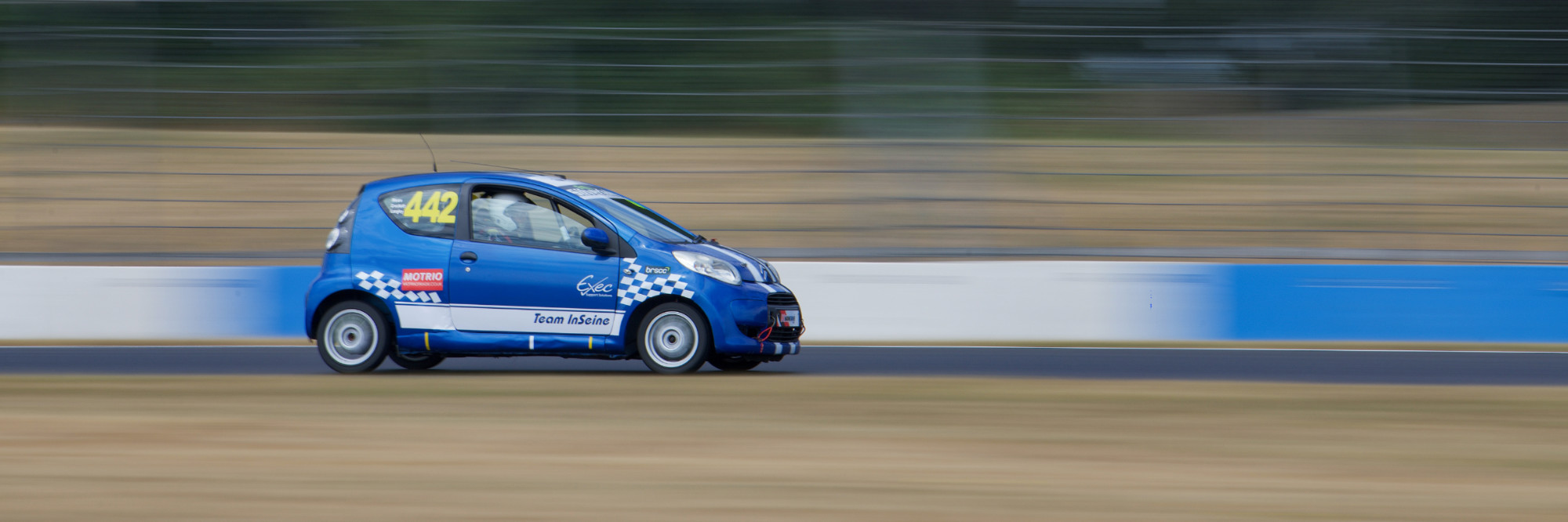 Photographing C1 Endurance Donington