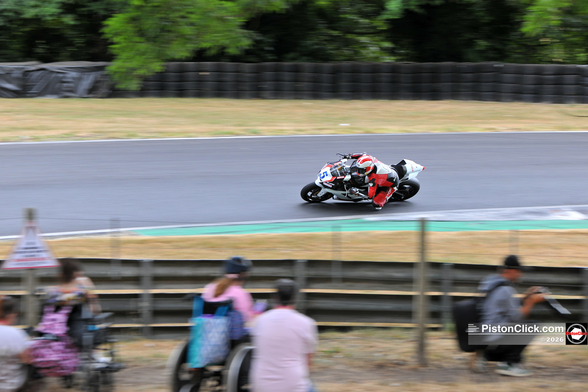 BMCRC Cadwell Park Nikon D3X