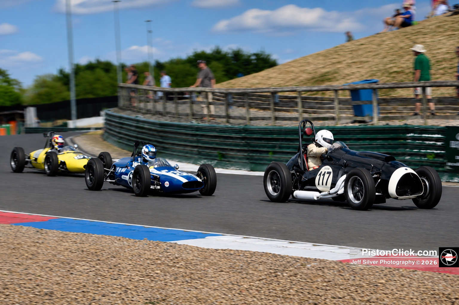 Jon Milicevic in the Cooper T59 and Rufus Flann in the Lotus 22
