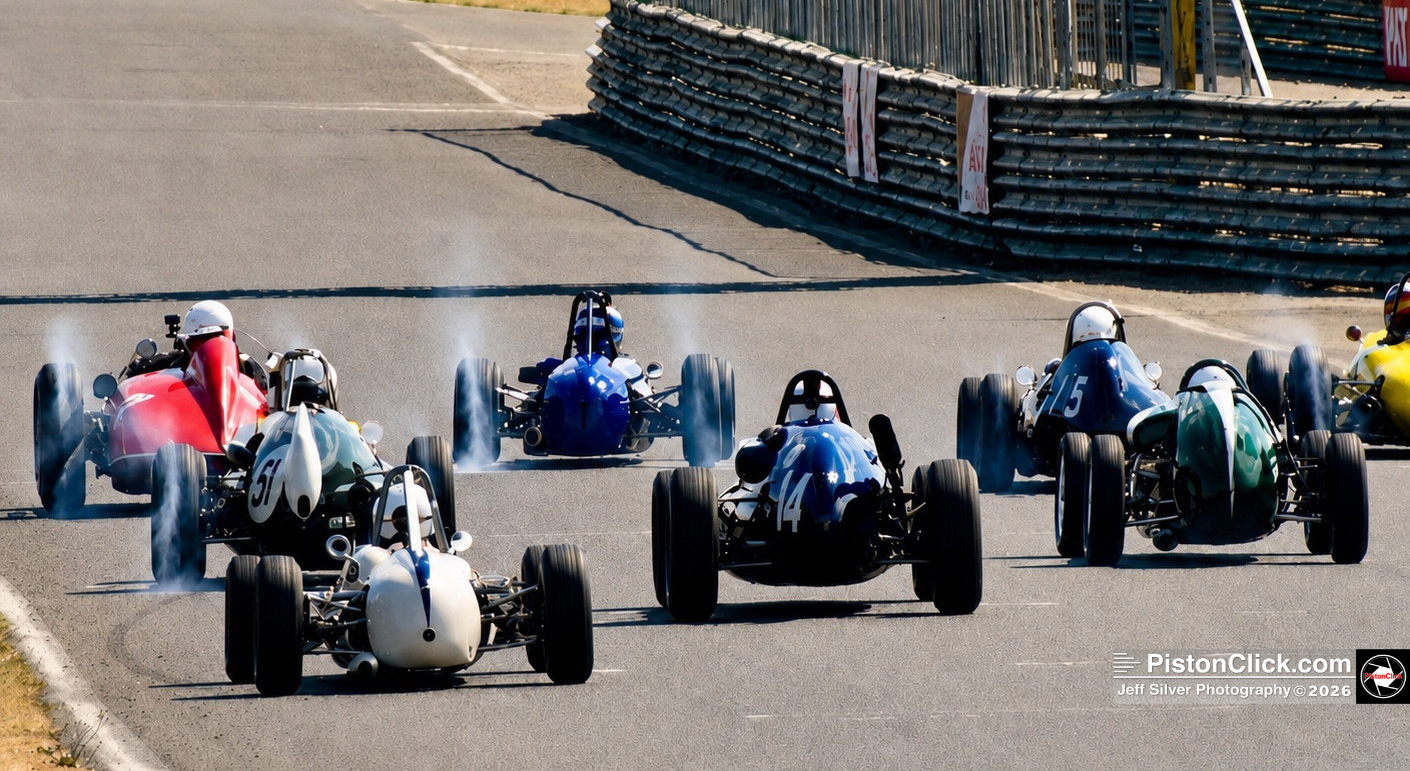 Allcomers and Vintage Scratch Race for Pre-’66 cars Mallory Park VSCC Finale