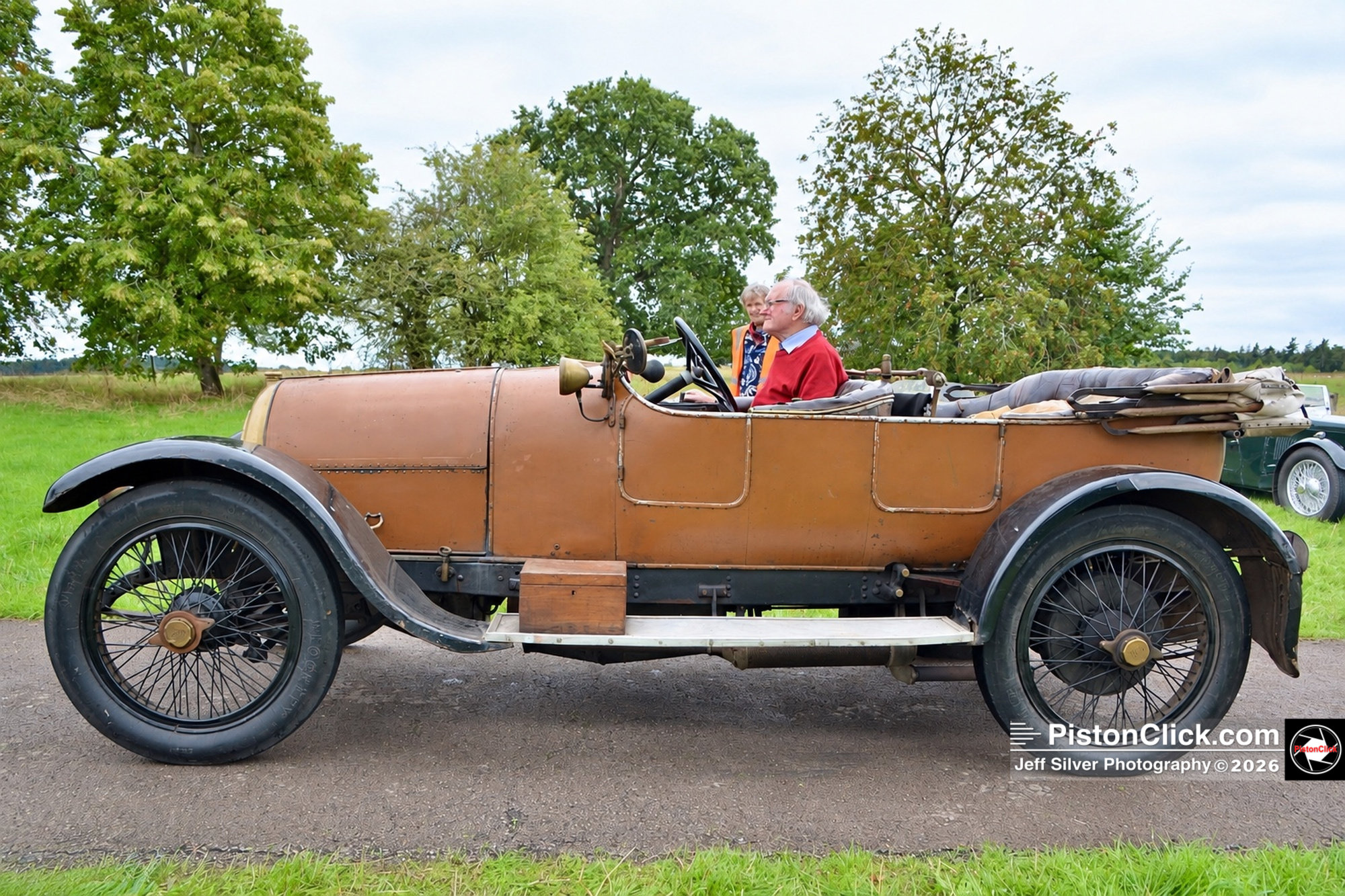 Roger Collings in the No. 40 Zust Brixia