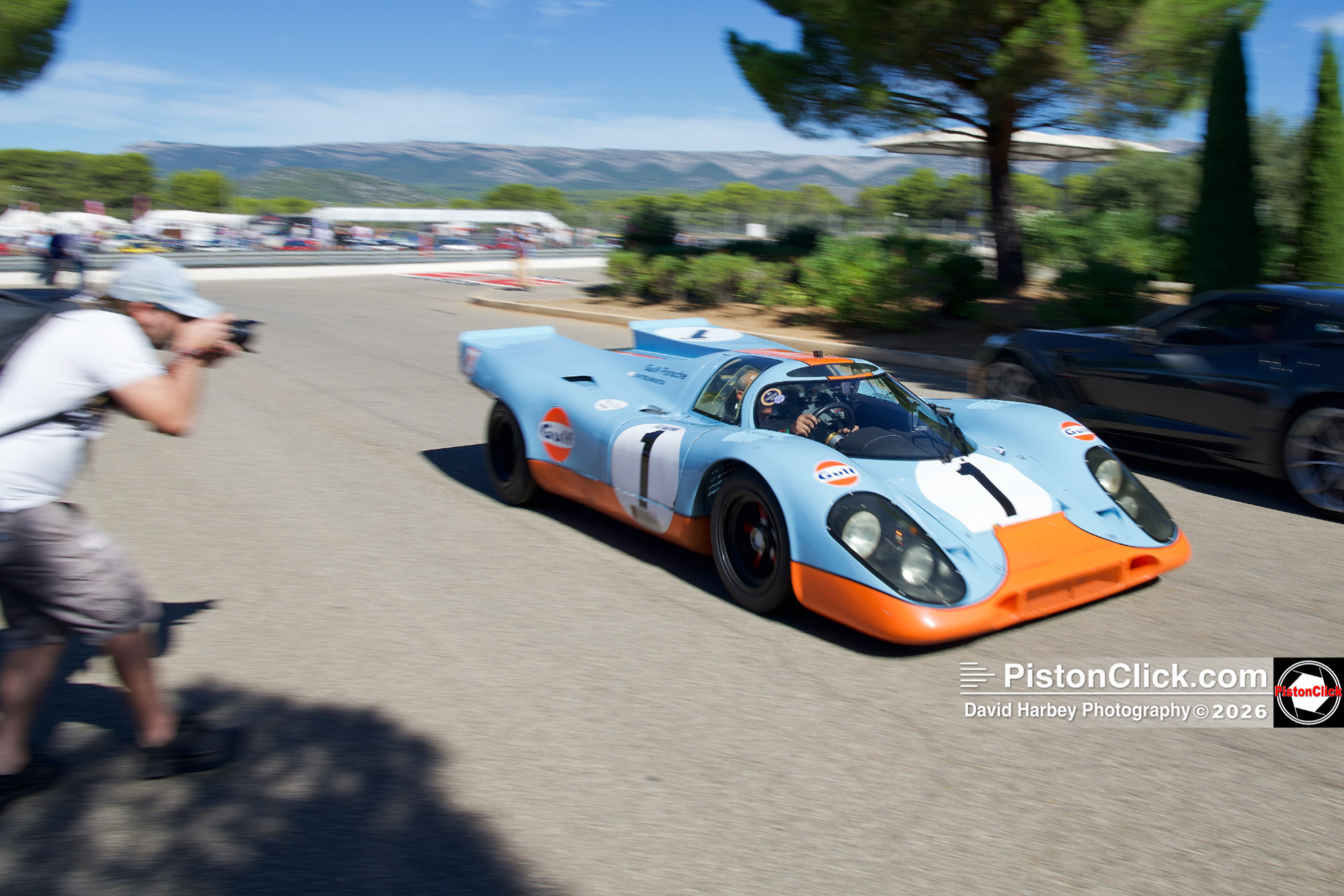 Photographing the Dix Mille Tours at Circuit Paul Ricard