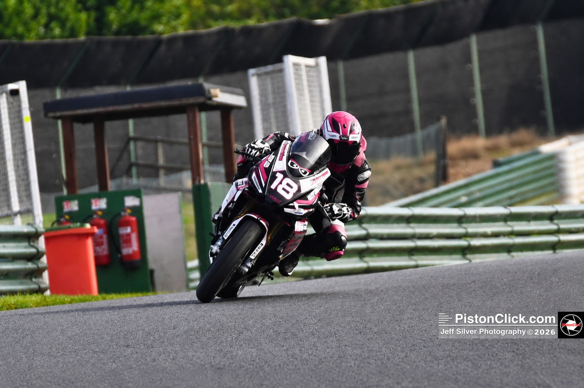 Jodie Fieldhouse EMRA Round 5 Mallory Park