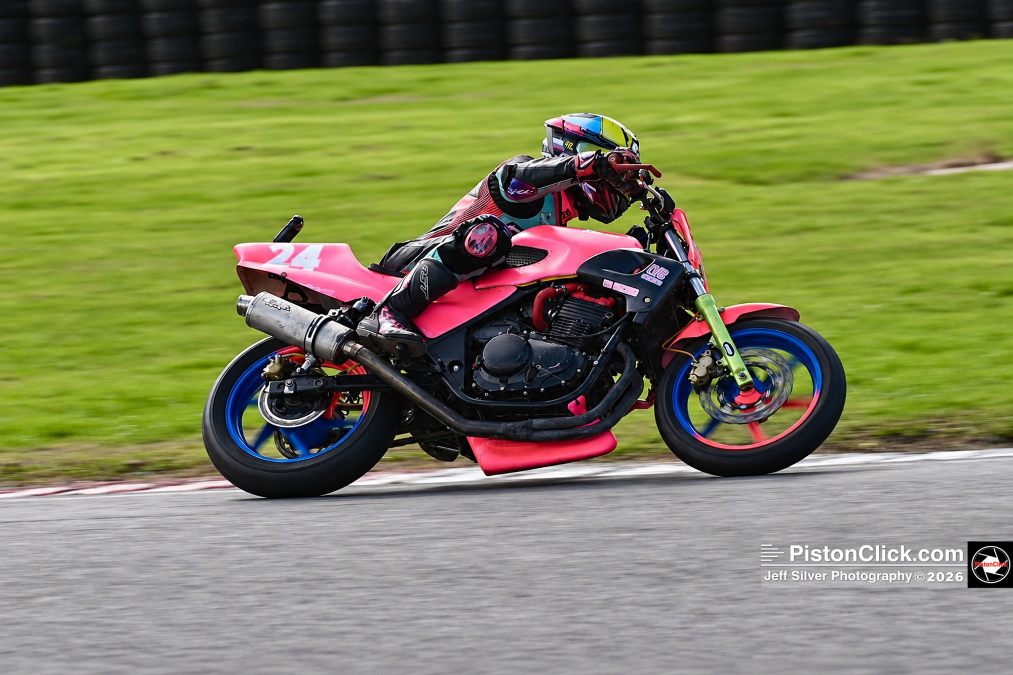 EMRA Motorcycle racing Mallory Park