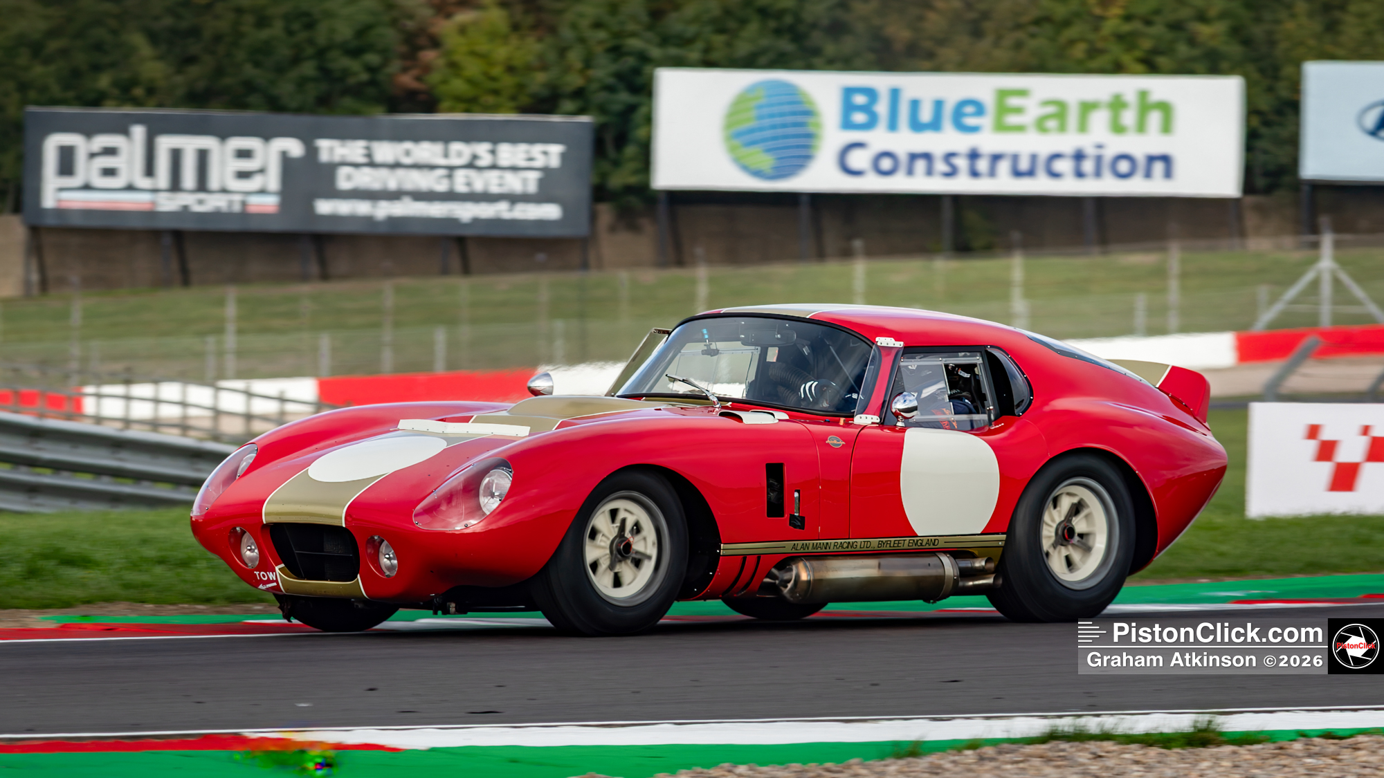 Cobra Daytona Coupe 289