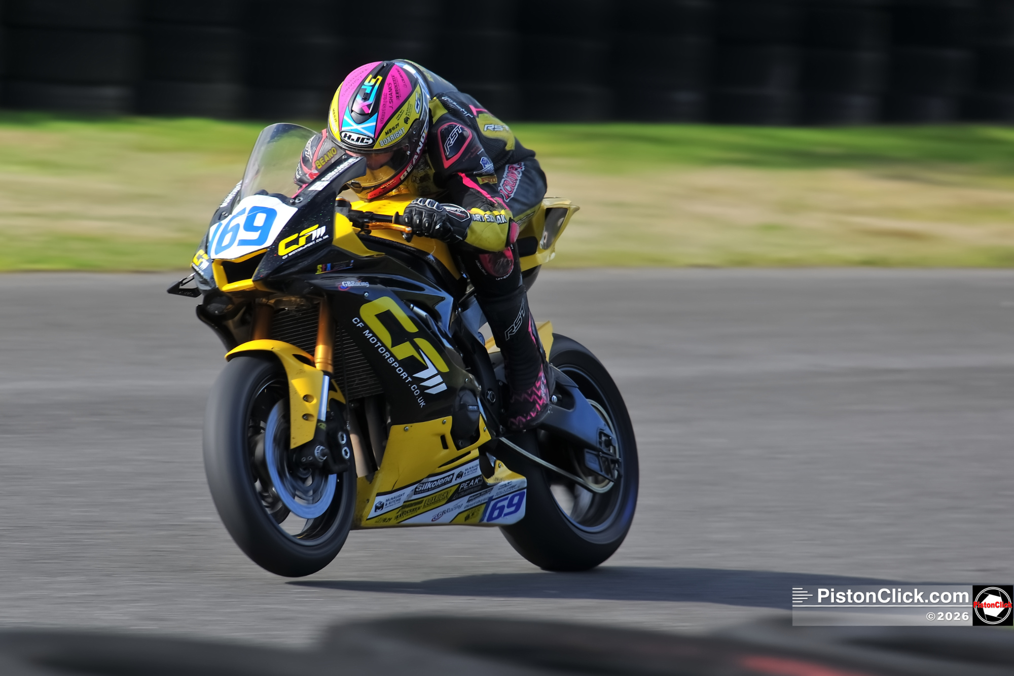 Motorcycle racing at Darley Moor 2026