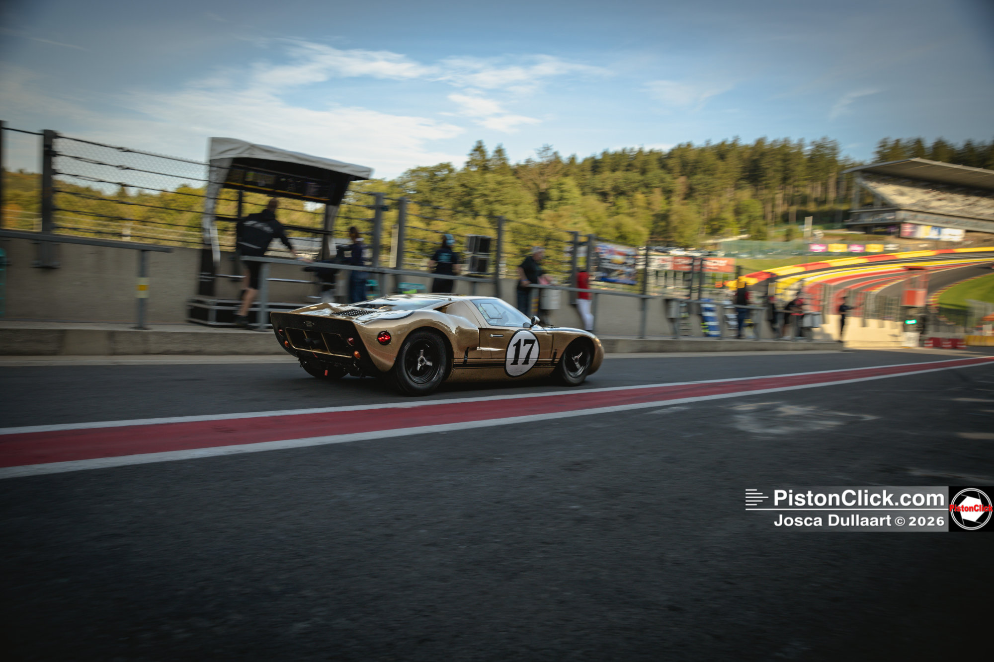 Photographing the The Spa Six Hours Pit Lane